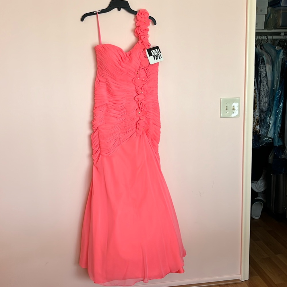 Evening gown, hot Coral, with stones, long, new, with tag